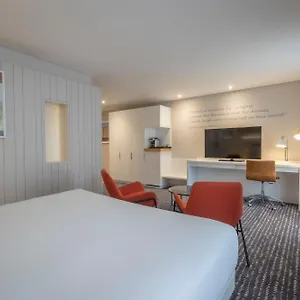 https://doubletree-by-hilton-the-morrison.dublin-hotelsweb.com