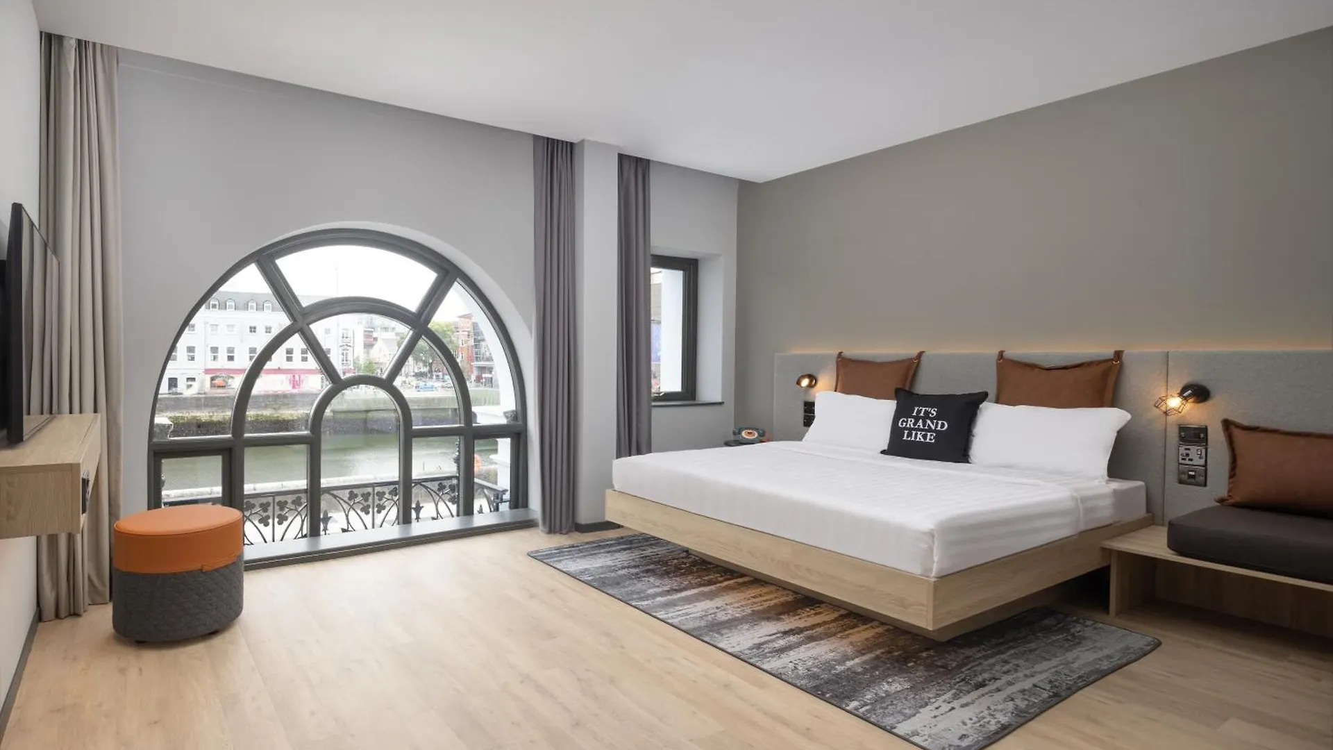 ****  Moxy Cork Hotel Ireland